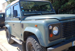 LAND ROVER
