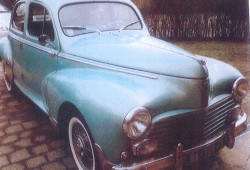PEUGEOT 203